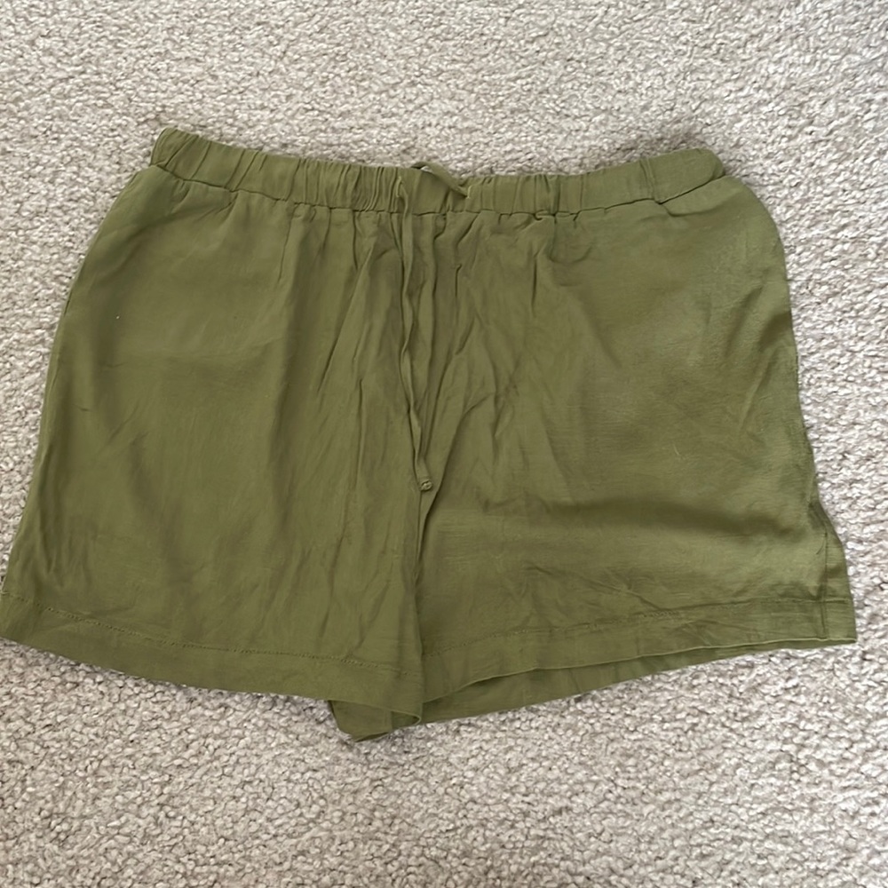 Forever 21 shorts
